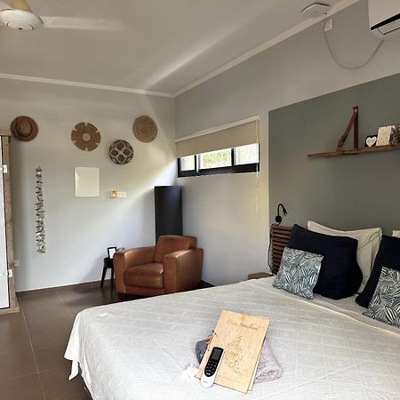 クラレンダイク Casa Mantana Bonaire Bed & Breakfast エクステリア 写真